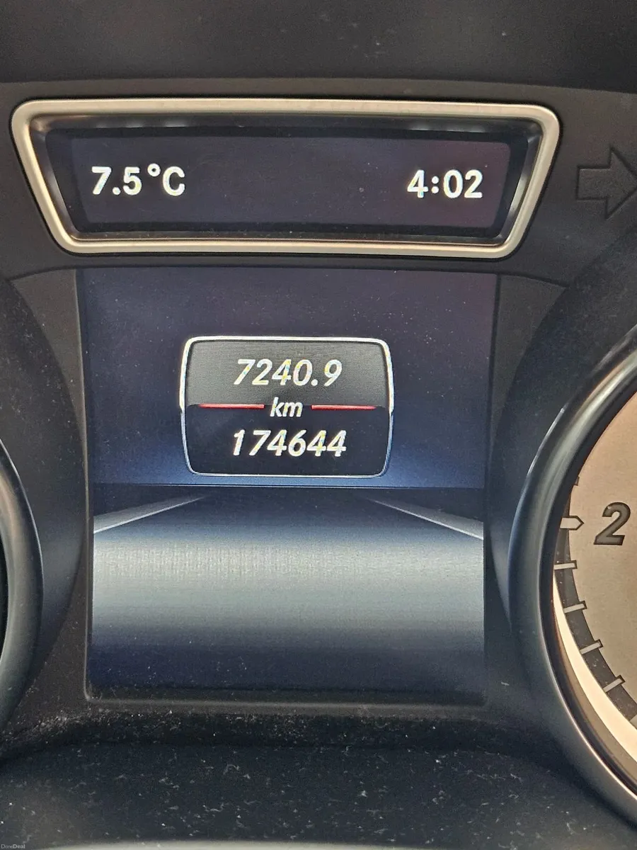 Mercedes-Benz CLA 2015 - Image 2