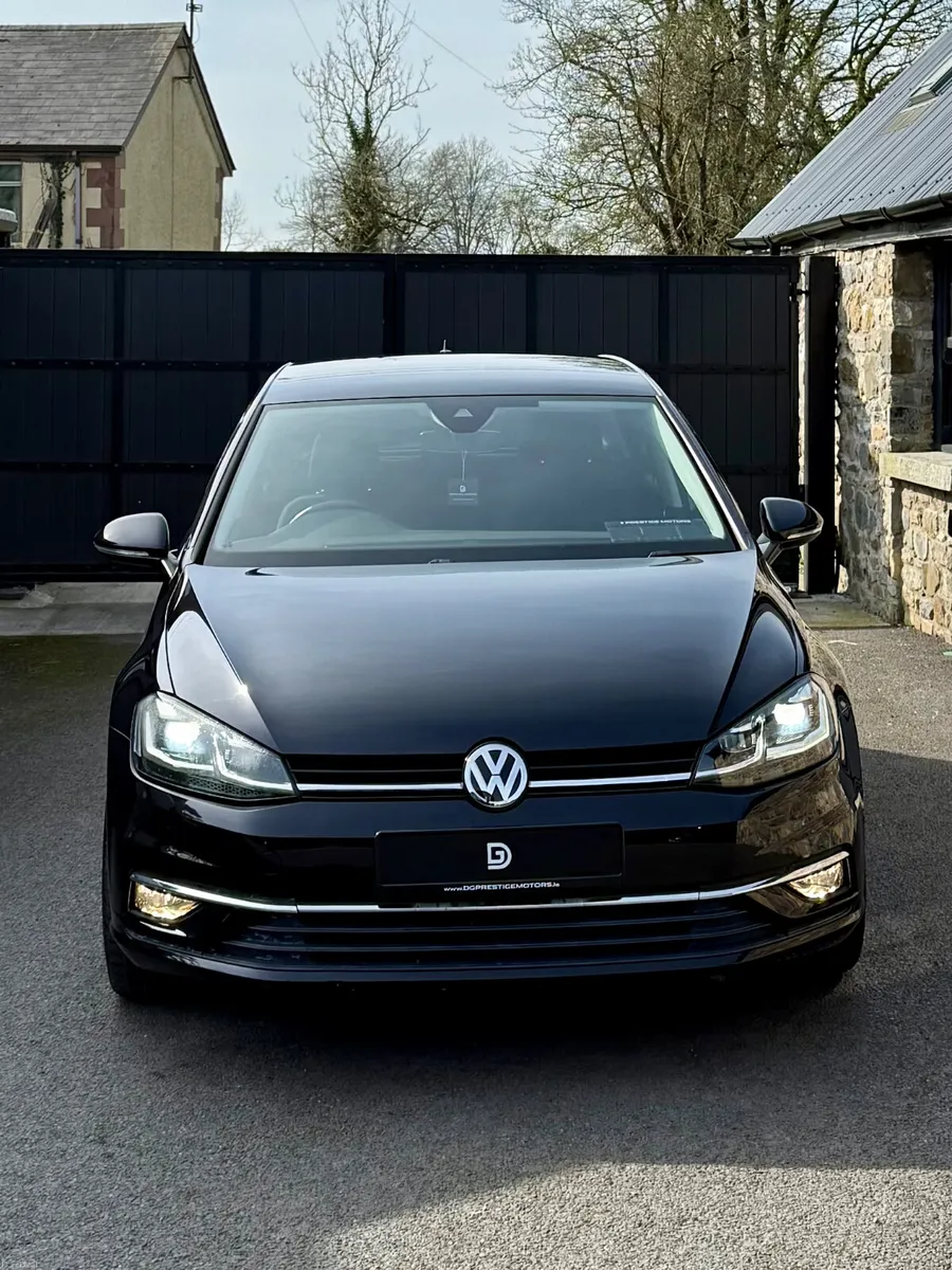 2018 VOLKSWAGEN GOLF HIGHLINE AUTO 1.2 TSI - Image 2