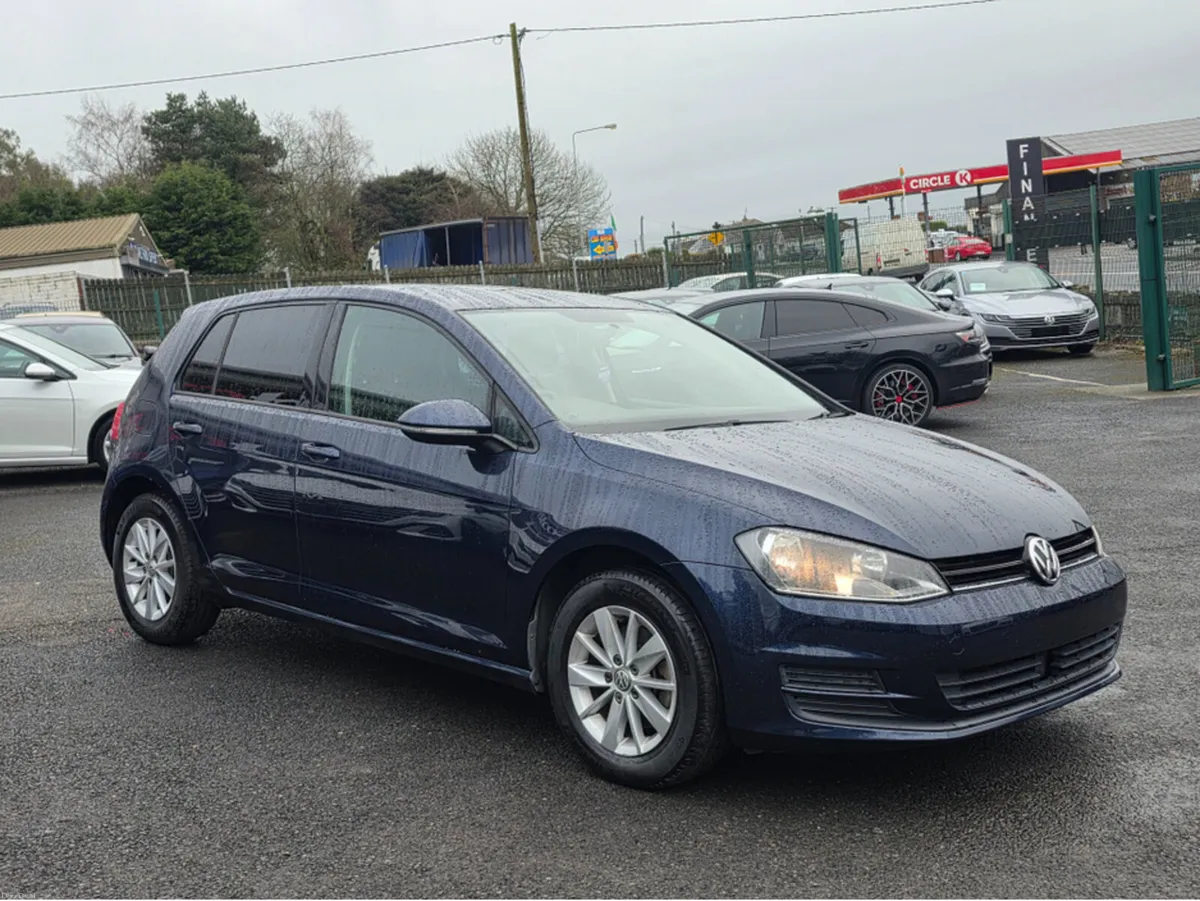 Volkswagen Golf 1.2 TSI AUTOMATIC - ALLOYS  - LOW - Image 3