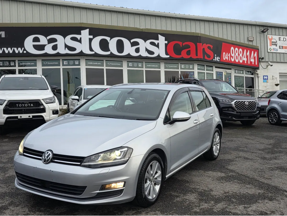 Volkswagen Golf 1.2 TSI AUTOMATIC - REVERSE CAMERA - Image 1