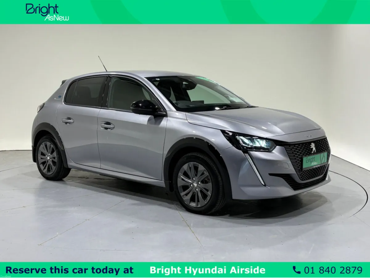 Peugeot 208 ALLURE PACK 136BHP 50 KWH - Image 1