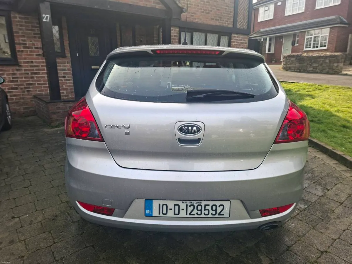 KIA CEED COUPE 1.4 PETROL 2010 VERY CLEAN CAR - Image 4