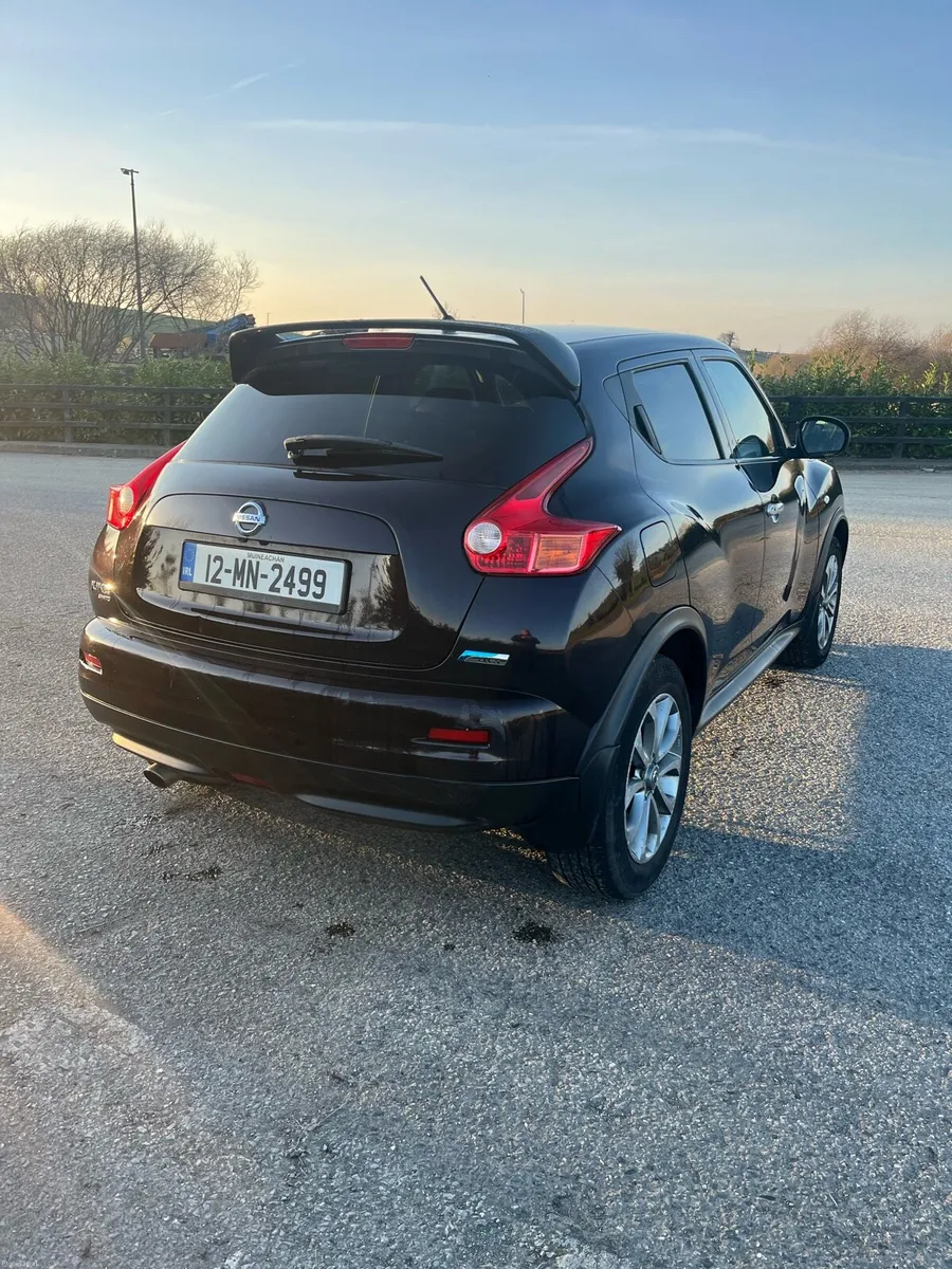 2012 NISSAN JUKE LOW MILES - Image 4