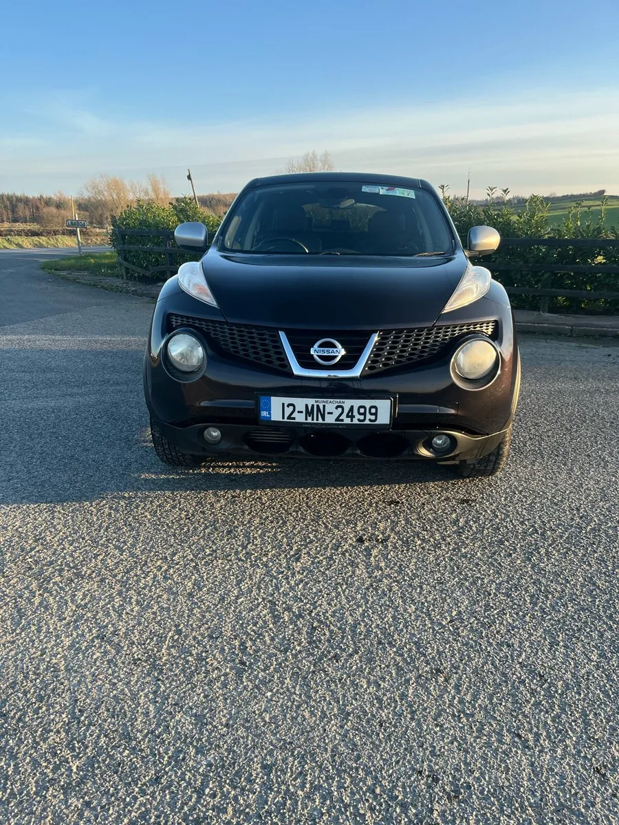 2012 NISSAN JUKE LOW MILES - Image 2