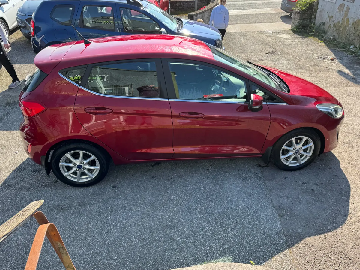 Ford Fiesta 1.1 Titanium new shape - Image 4