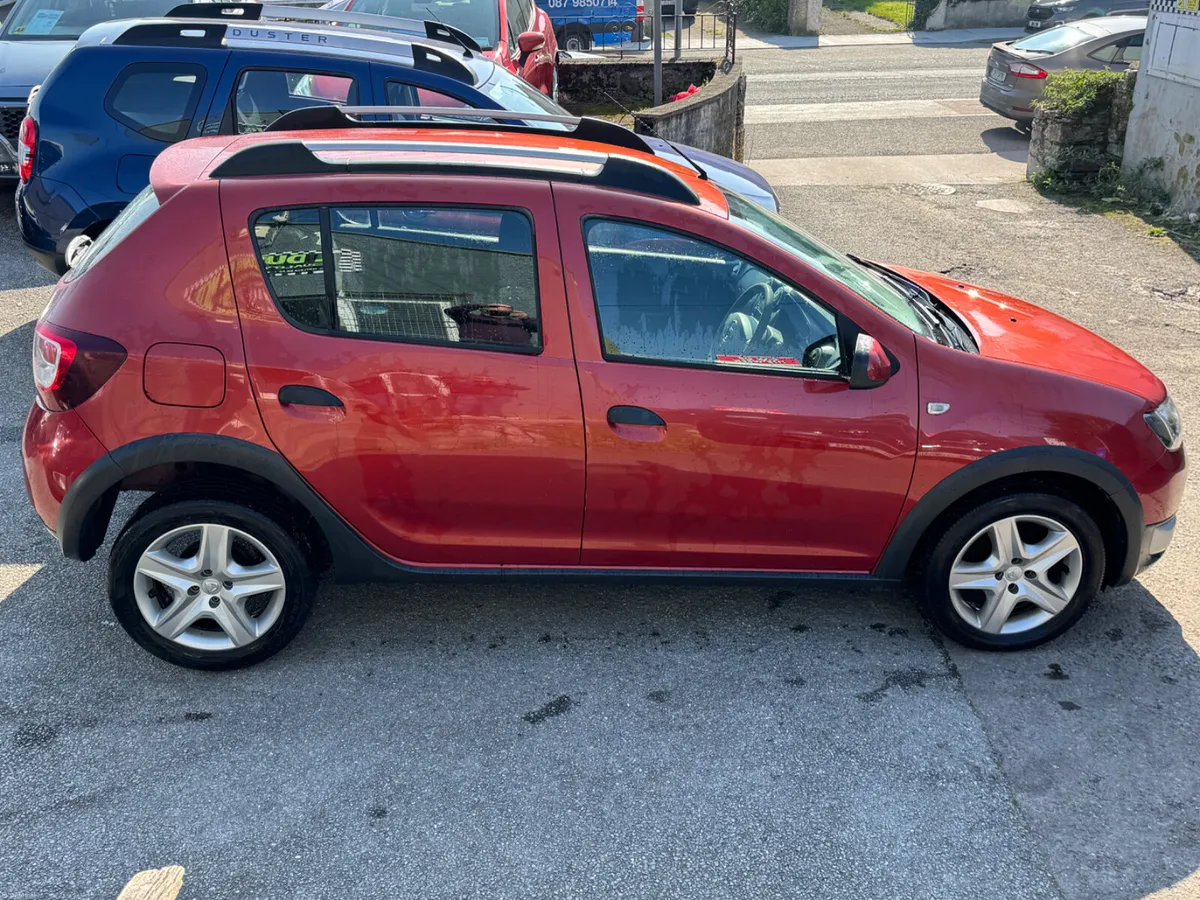 Dacia Sandero Stepway low mileage - Image 4
