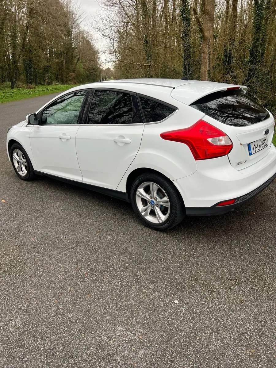 FORD FOCUS - Image 4