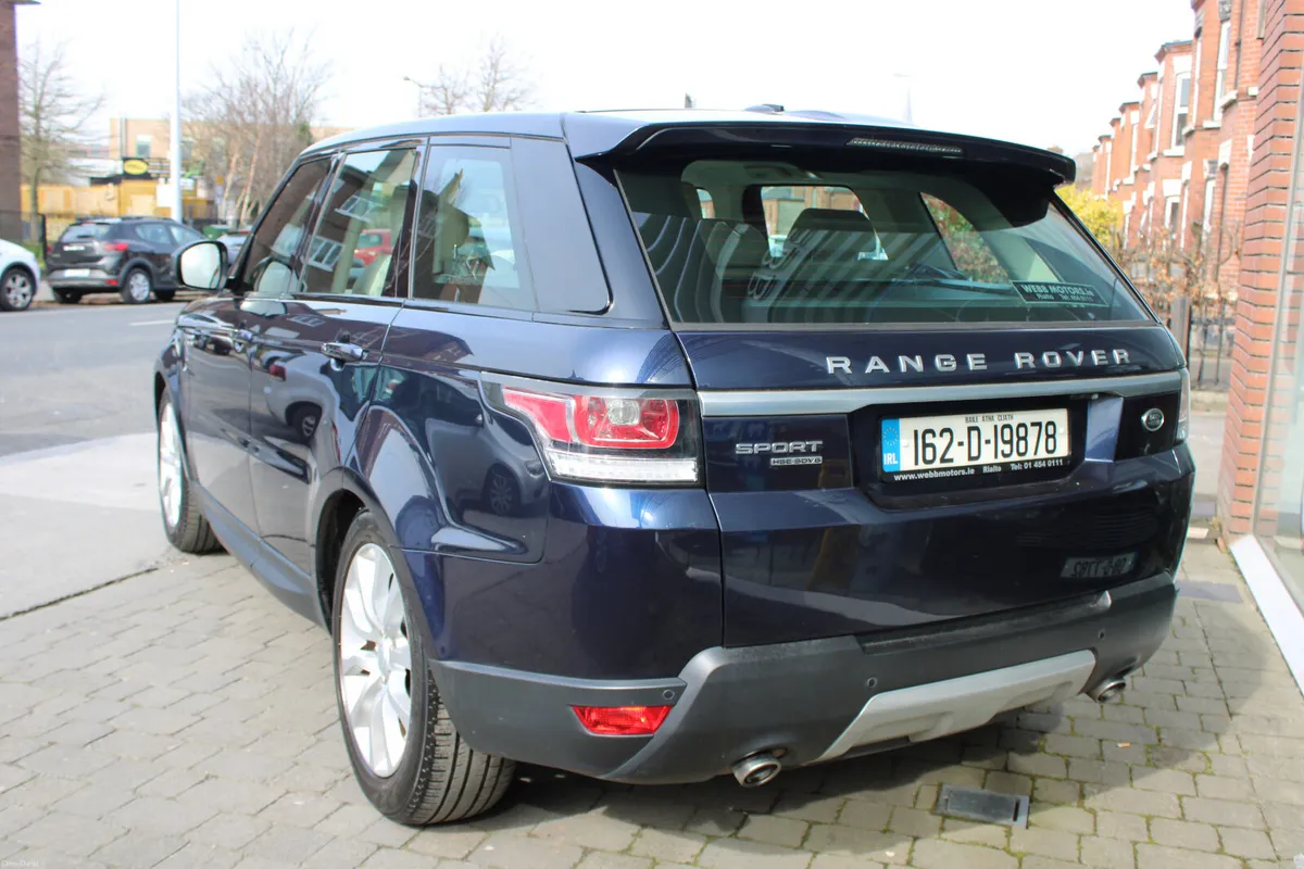 Range Rover Sport SDV6 3.0HSE *1 OWNER IRISH NEW* - Image 4