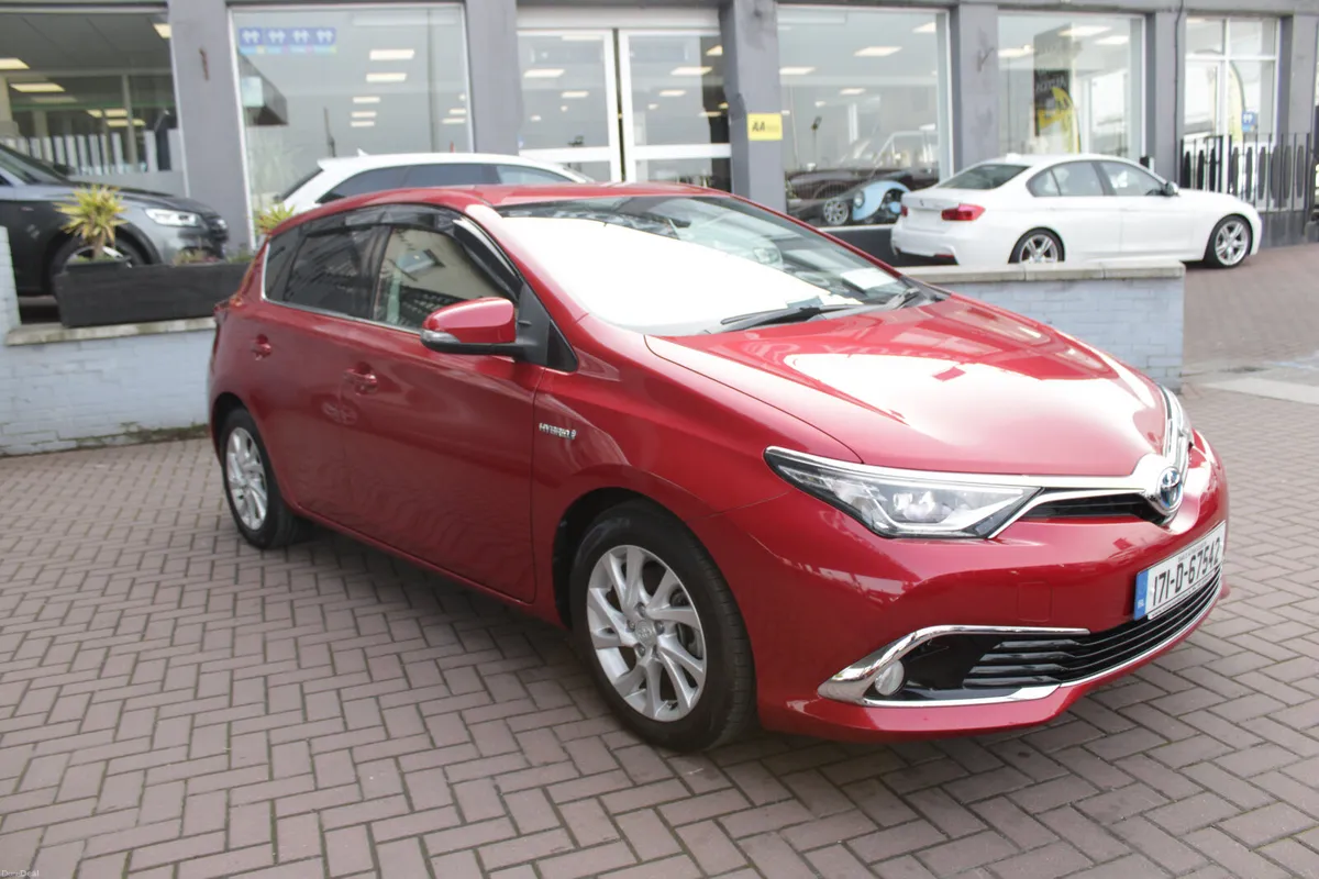 Toyota Auris 2017 - Image 1