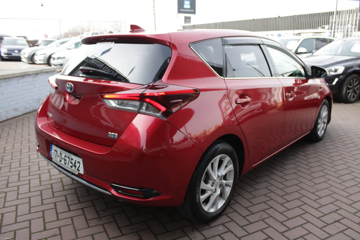 Toyota Auris 2017 - Image 4