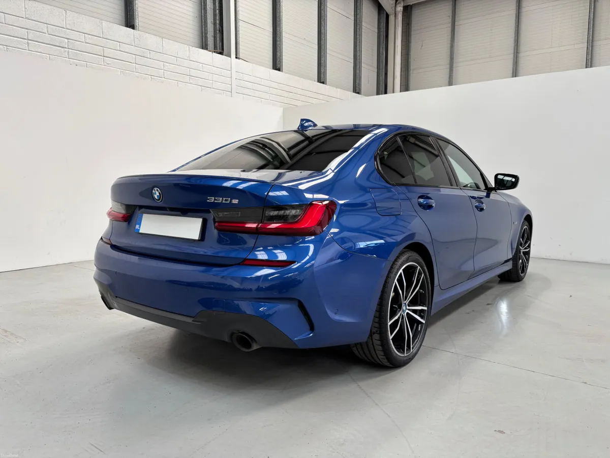 BMW 3 Series M Sport Pro - Image 4