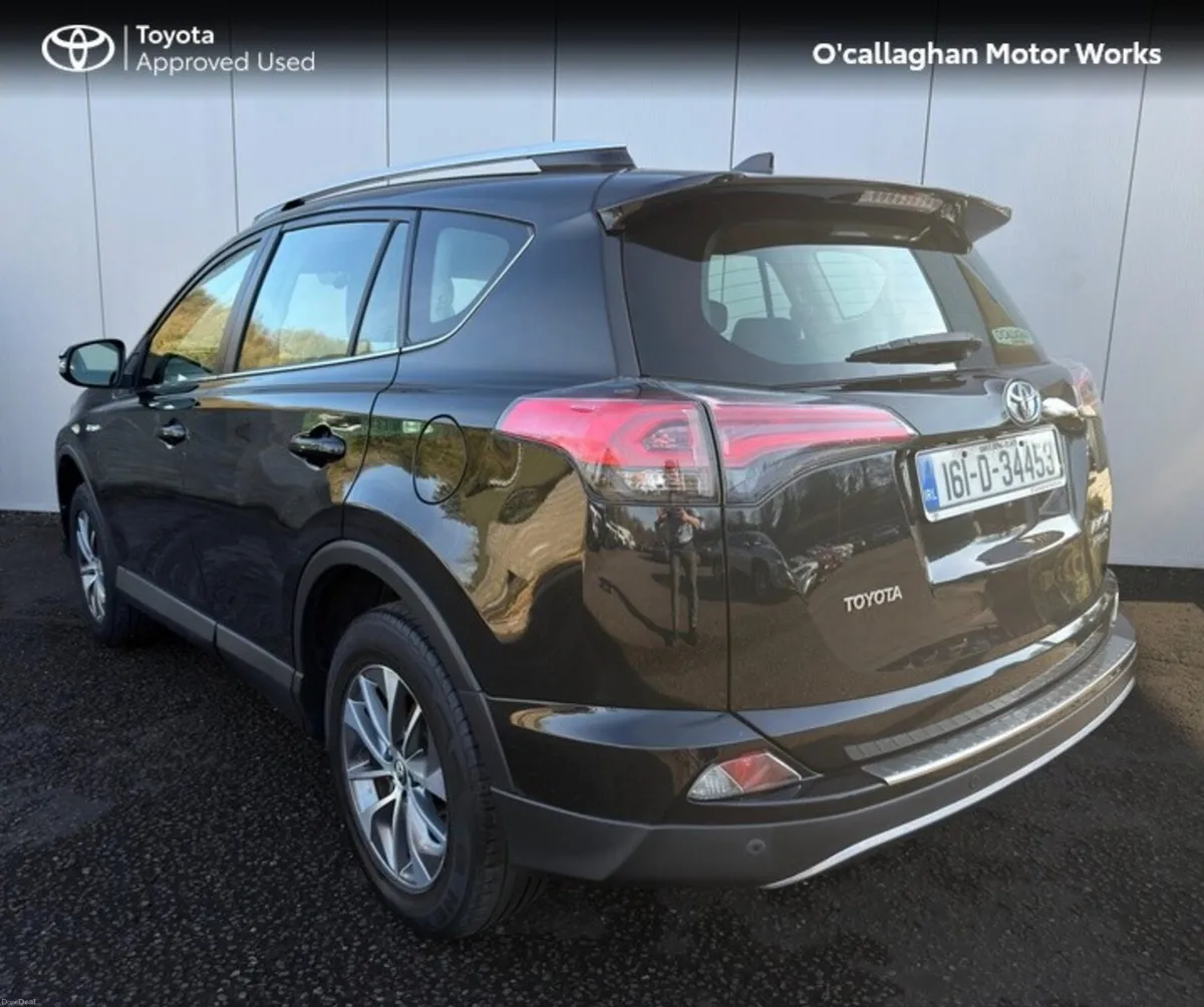 Toyota RAV4 RAV4 2.5 HYBRID LUNA 2WD 4DR AUTO - Image 4