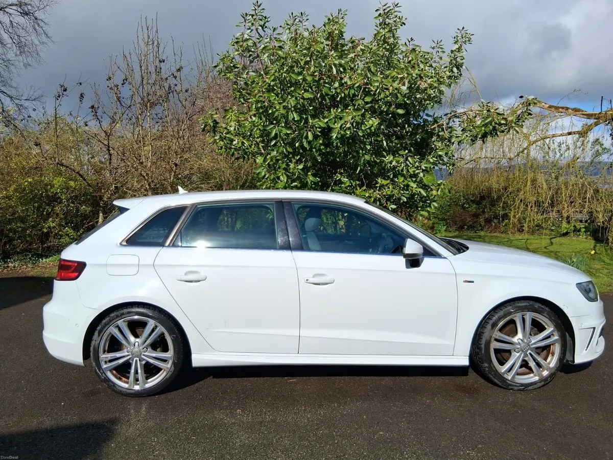 Audi A3 2015 - Image 4