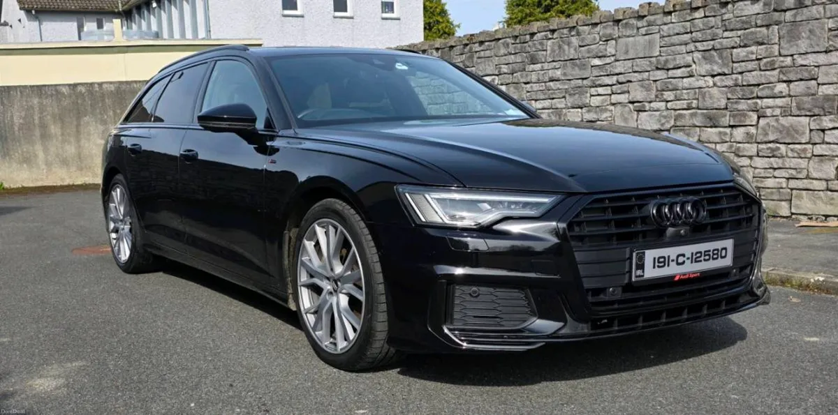 Audi A6 Avant Black Edition only 33k miles - Image 2