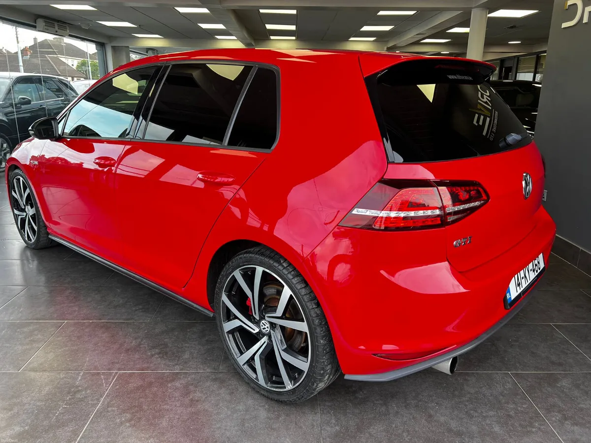 Volkswagen Golf 2014 2.0 GTI DSG - Image 3