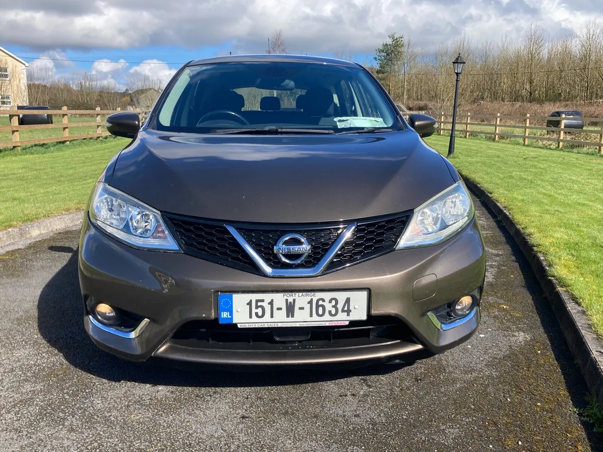2 Owner, full main dealer service history €5850 - Image 2