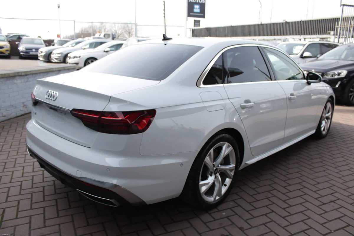 AUDI A4 2.0 QUATTRO 5DR AUTOMATIC ESTATE - Image 4