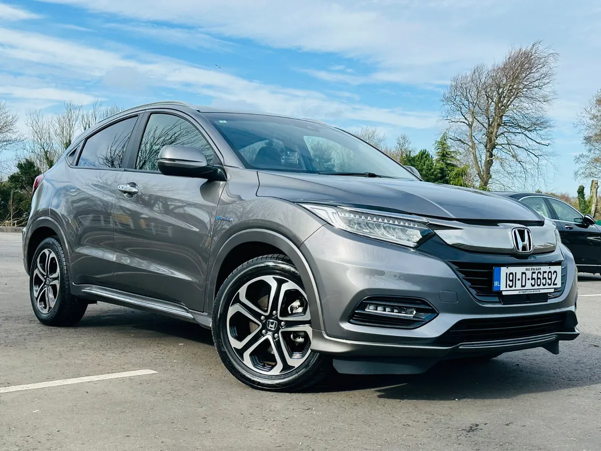 Honda Vezel 2019 1.5 Hybrid Auto 32,298 KM ONLY - Image 1