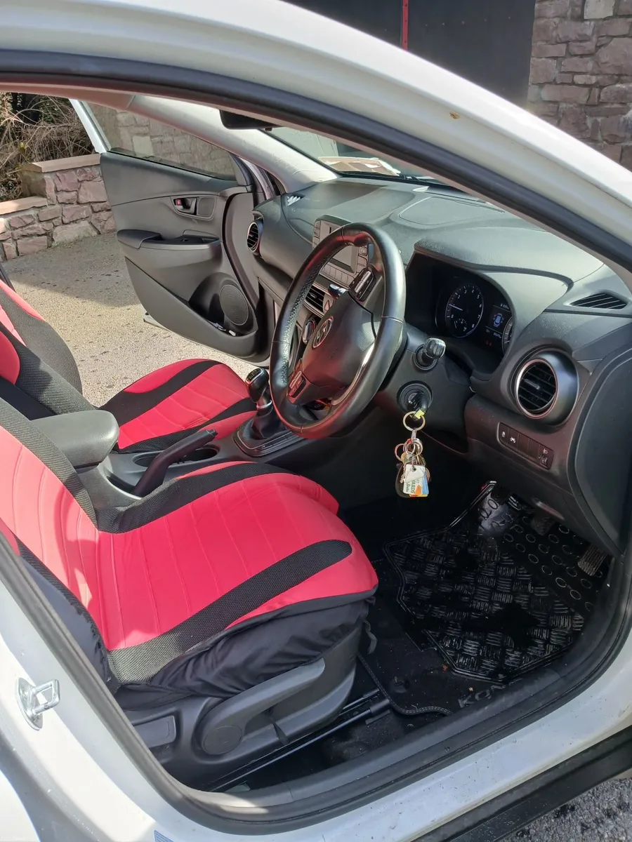 Hyundai KONA 2021 - Image 4