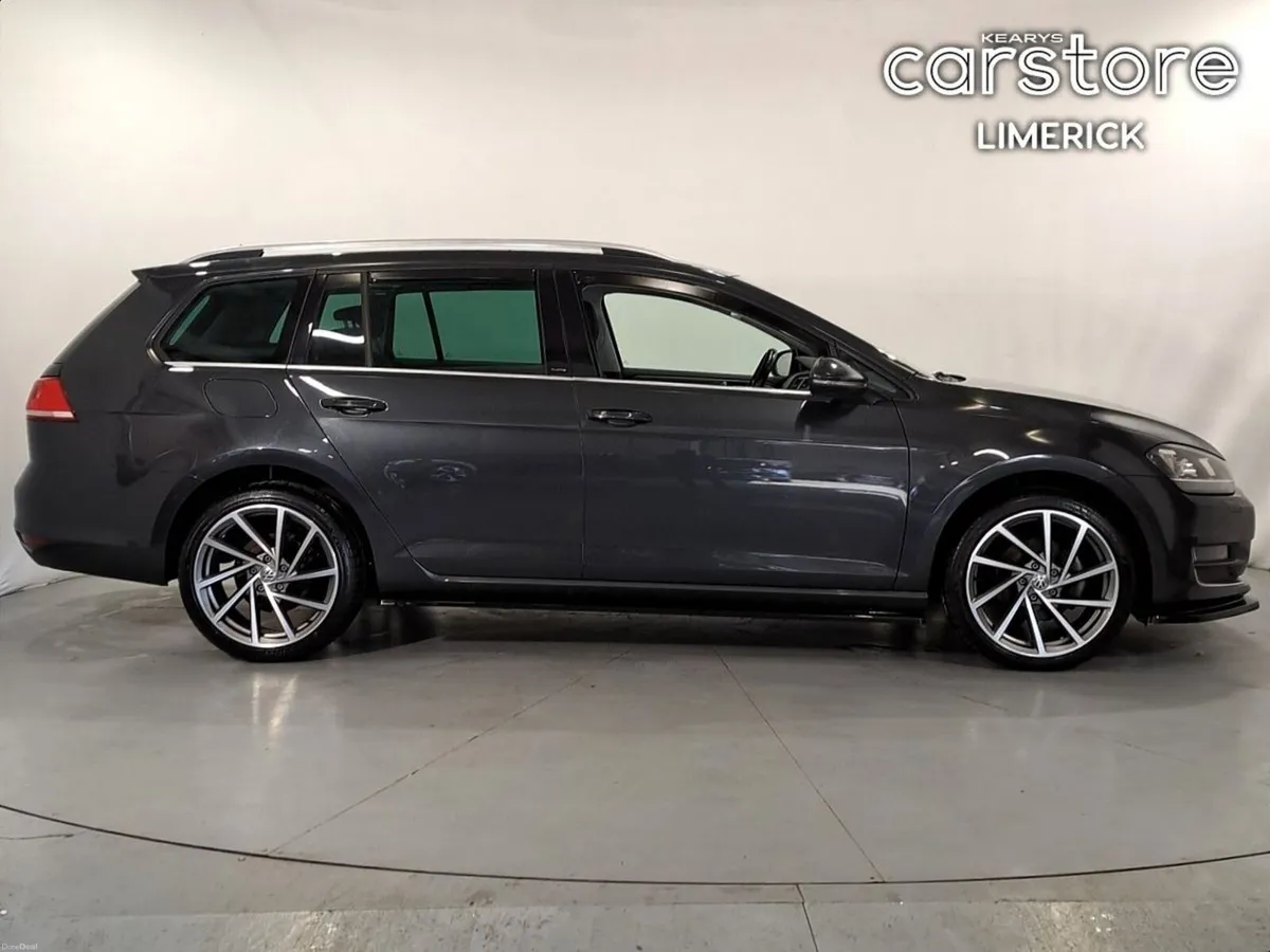 Volkswagen Golf 1.2TSI Auto DSG AllStar * New Allo - Image 3