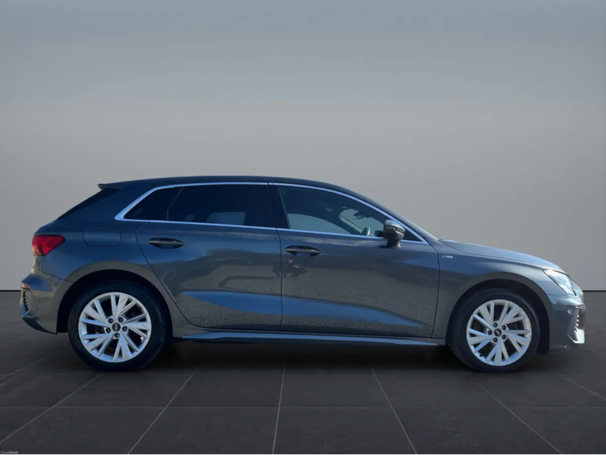 Audi A3 S LINE 40 TFSI E S-A SPORTBACK - Image 3