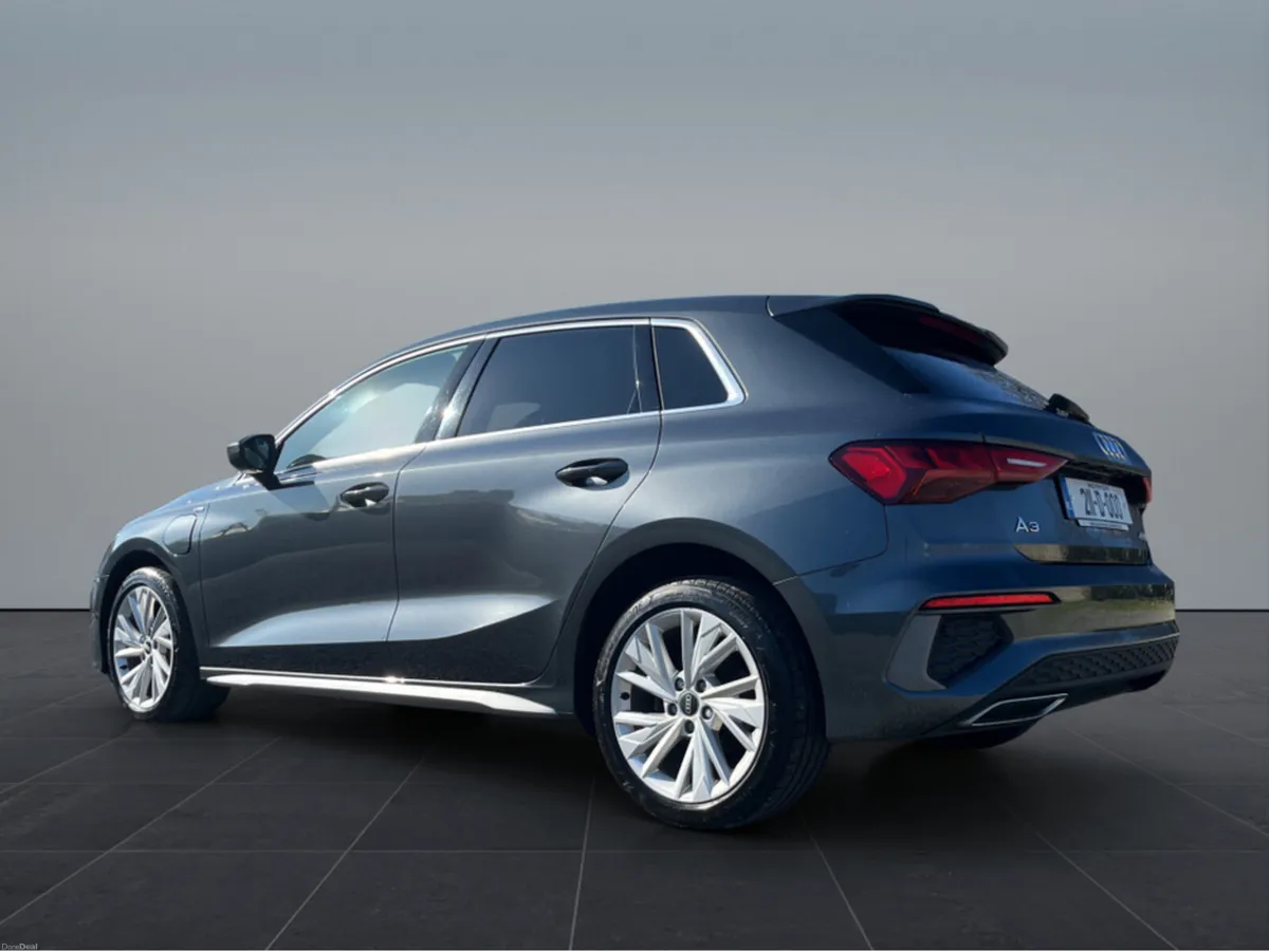 Audi A3 S LINE 40 TFSI E S-A SPORTBACK - Image 4