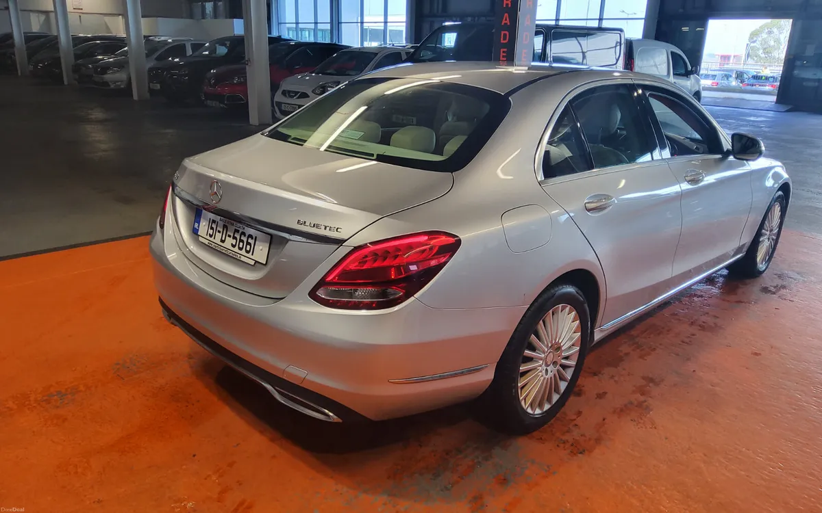 Mercedes-Benz C-Class 2015 - Image 3