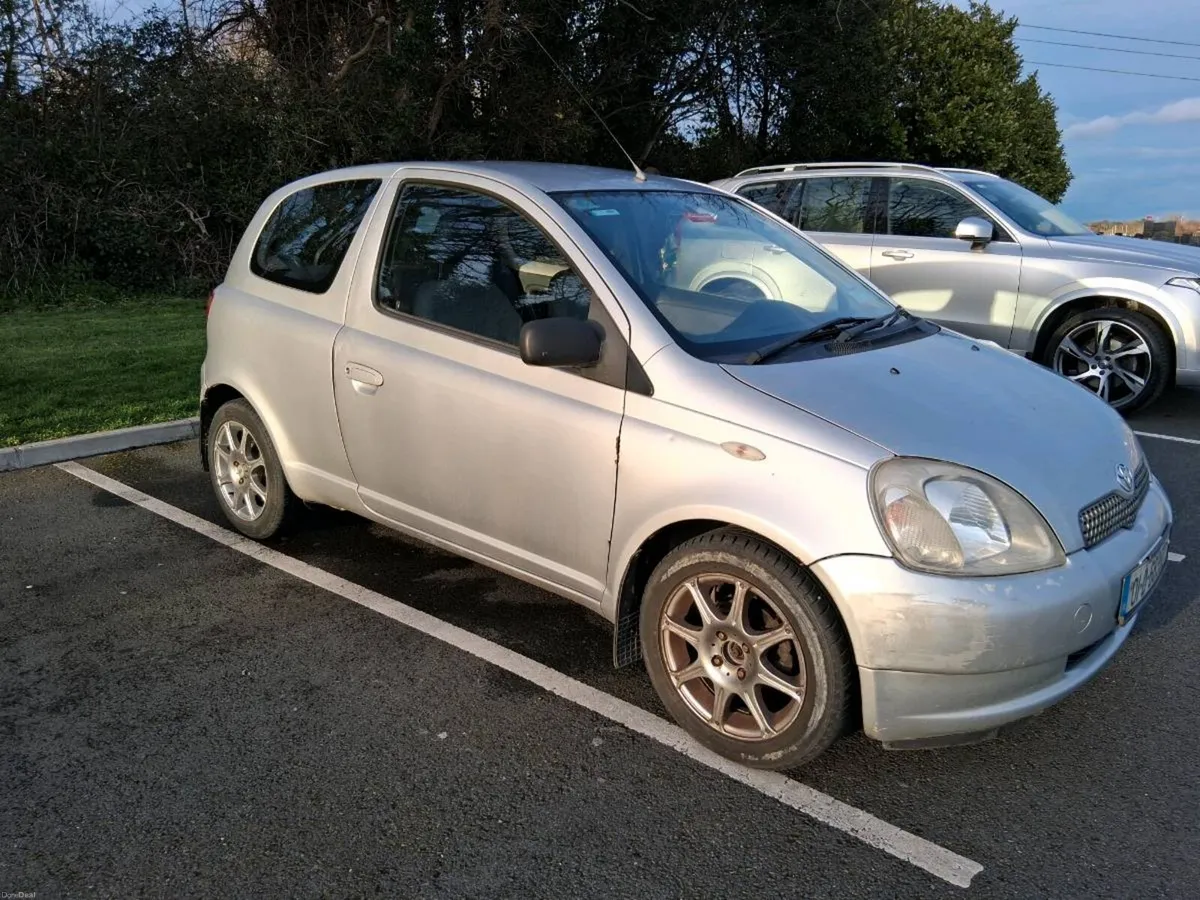 Toyota Yaris - Image 4
