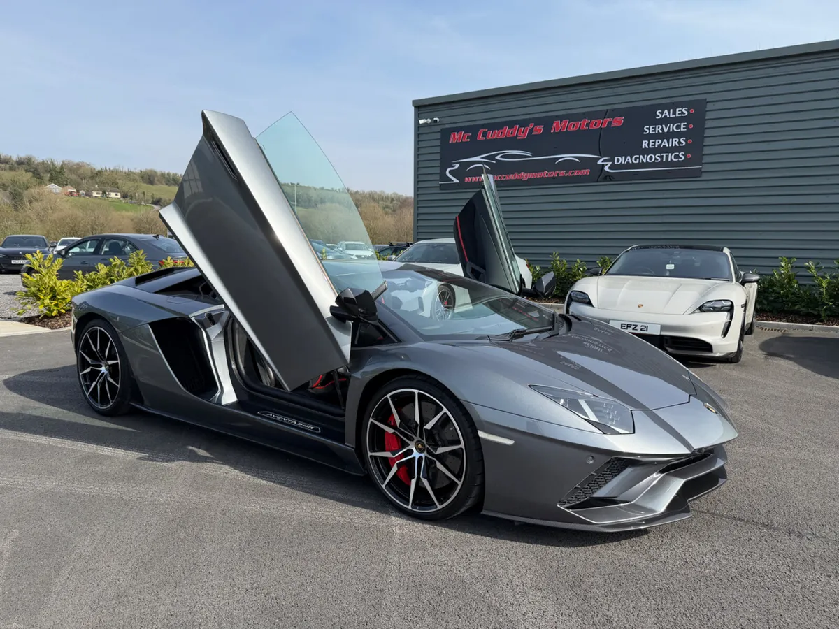 2018 Lamborghini Aventador S - LAMBO WARRANTY - Image 1