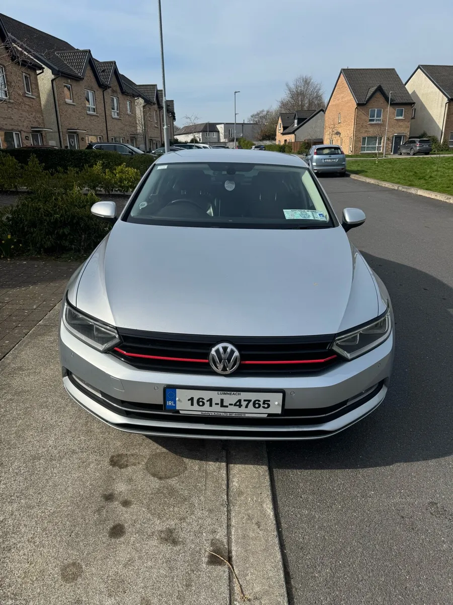 VW 2.0 TDI Bluemotion Passat Business Edition - Image 1