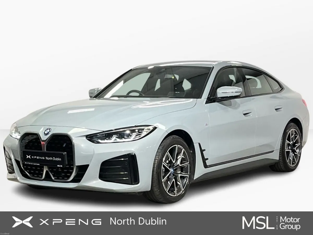 BMW i4 M-Sport Edrive35 70.3kWh 286BHP - Reversing - Image 1