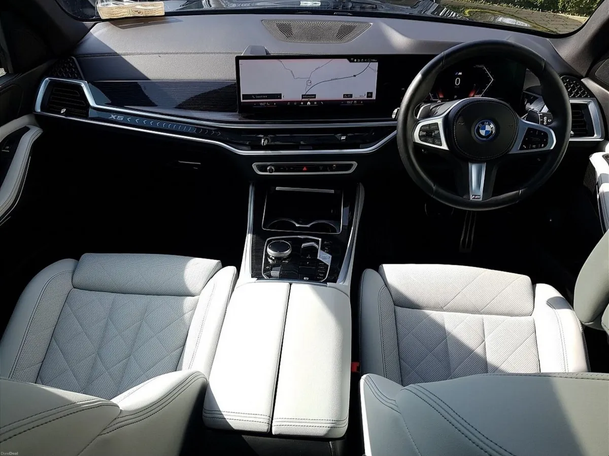 BMW X5 xDrive50e M Sport Pro - Image 4