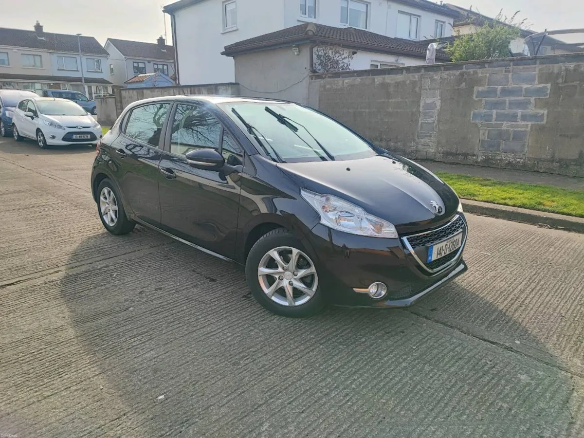 Peugeot 208 2014, 5 door, 1.0 petrol - Image 1