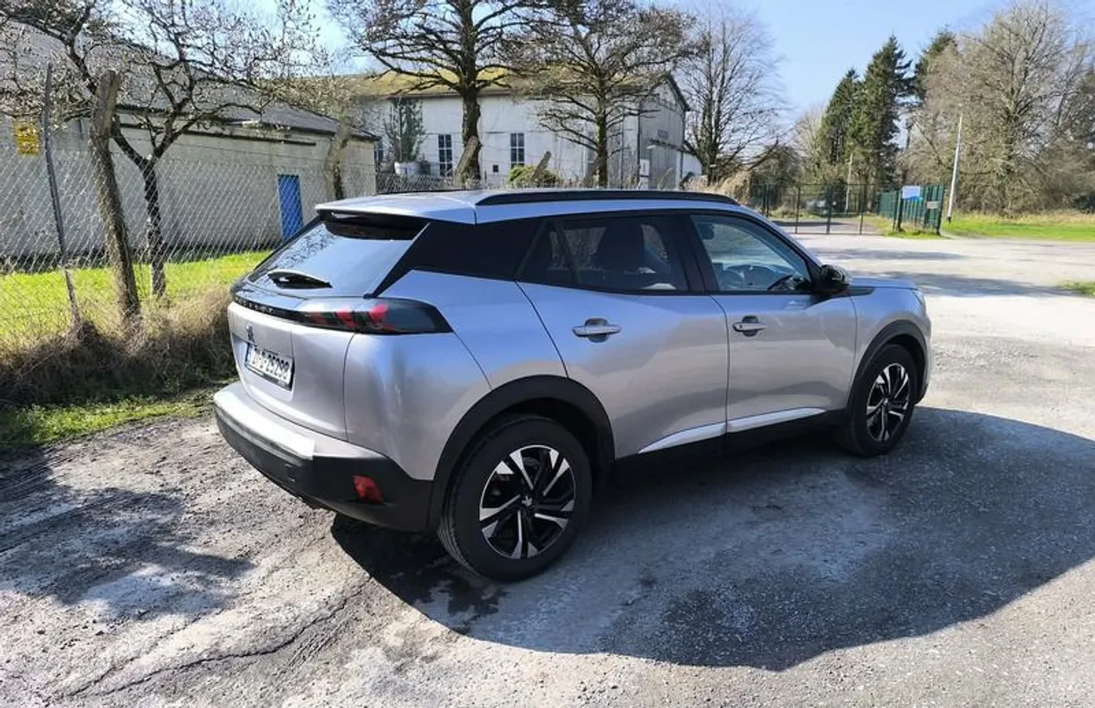 Peugeot 2008 Allure 1.2 Petrol - Image 3