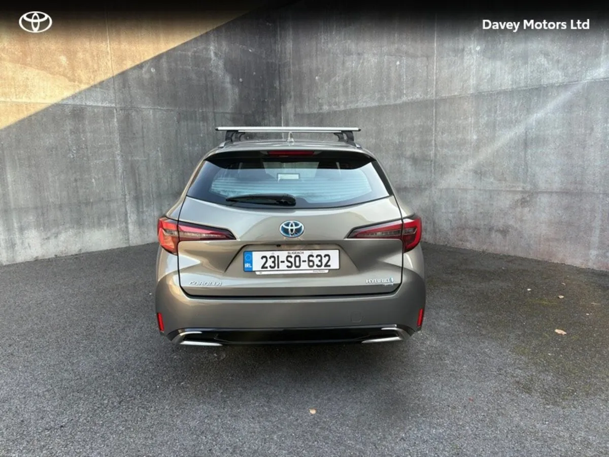 Toyota Corolla HYBRID LUNA T/ T/S 4DR AUTO - Image 3