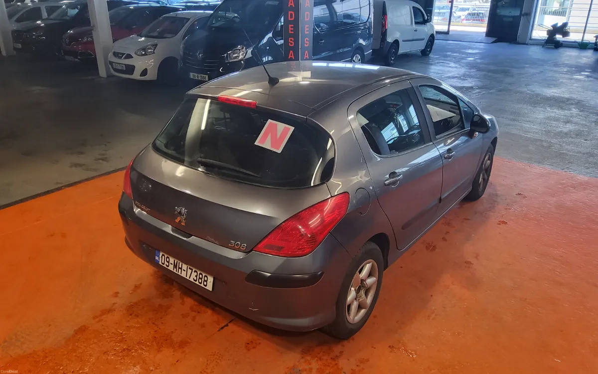Peugeot 308 2009 - Image 3