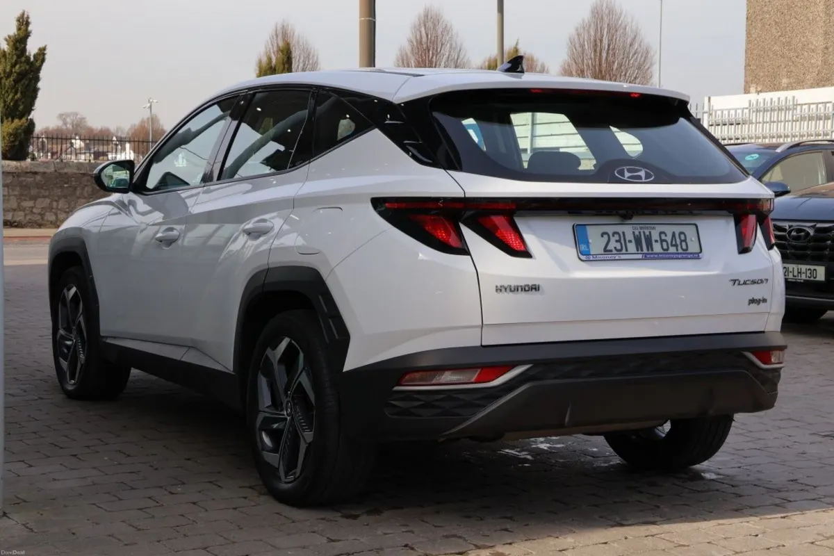 Hyundai Tucson 4WD Comfort Plus Auto PHEV - Plug i - Image 6