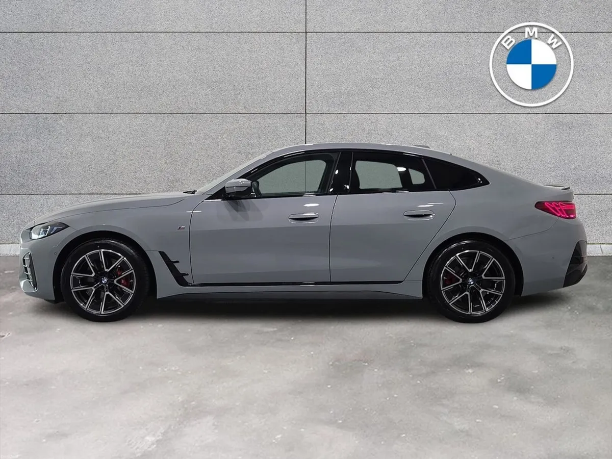 BMW i4 eDrive35 M Sport - Image 4