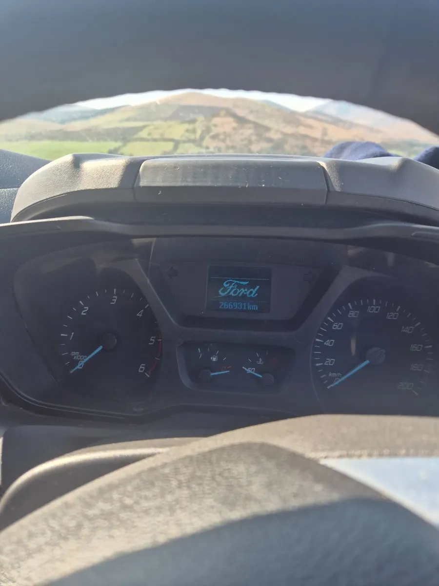 Ford Transit Custom 2013 - Image 4