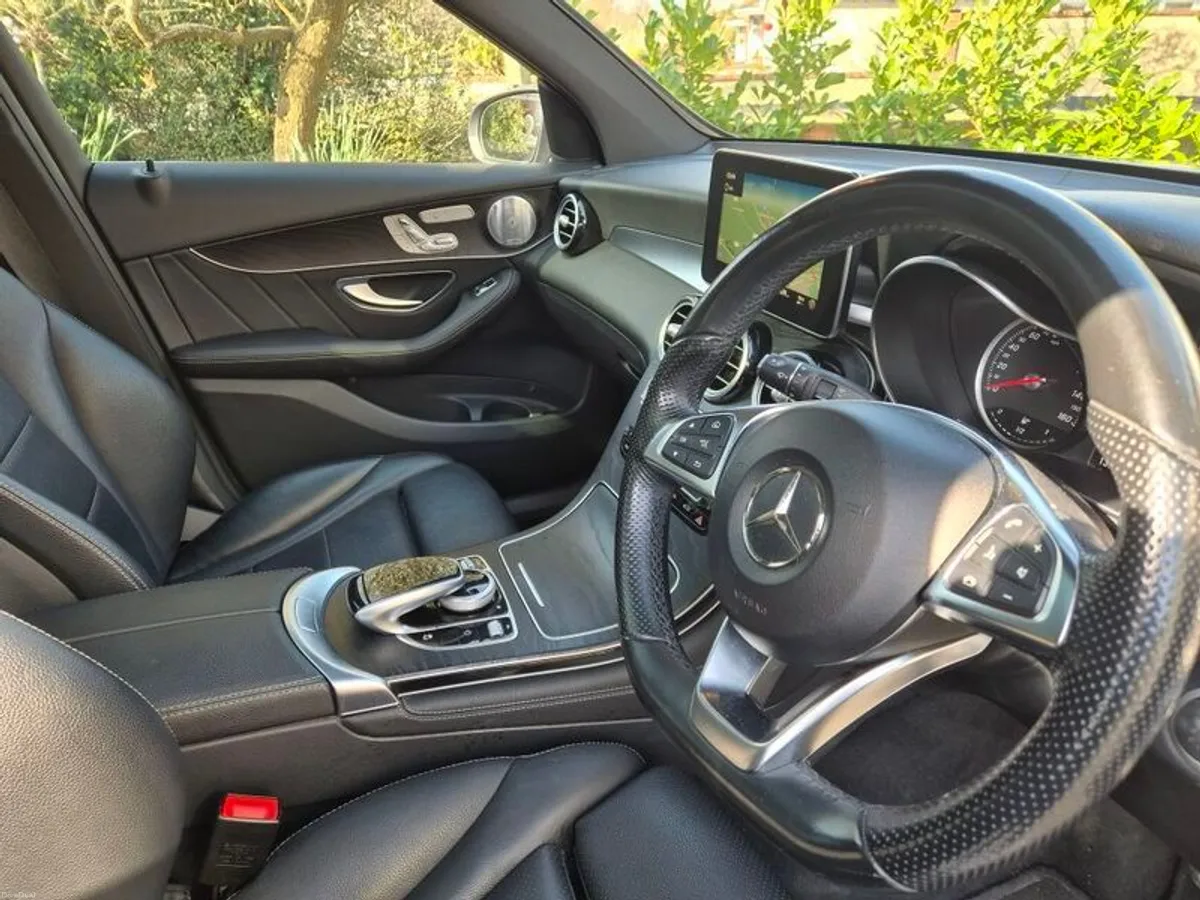 2017 Mercedes-benz Glc250d premium plus AMG - Image 4