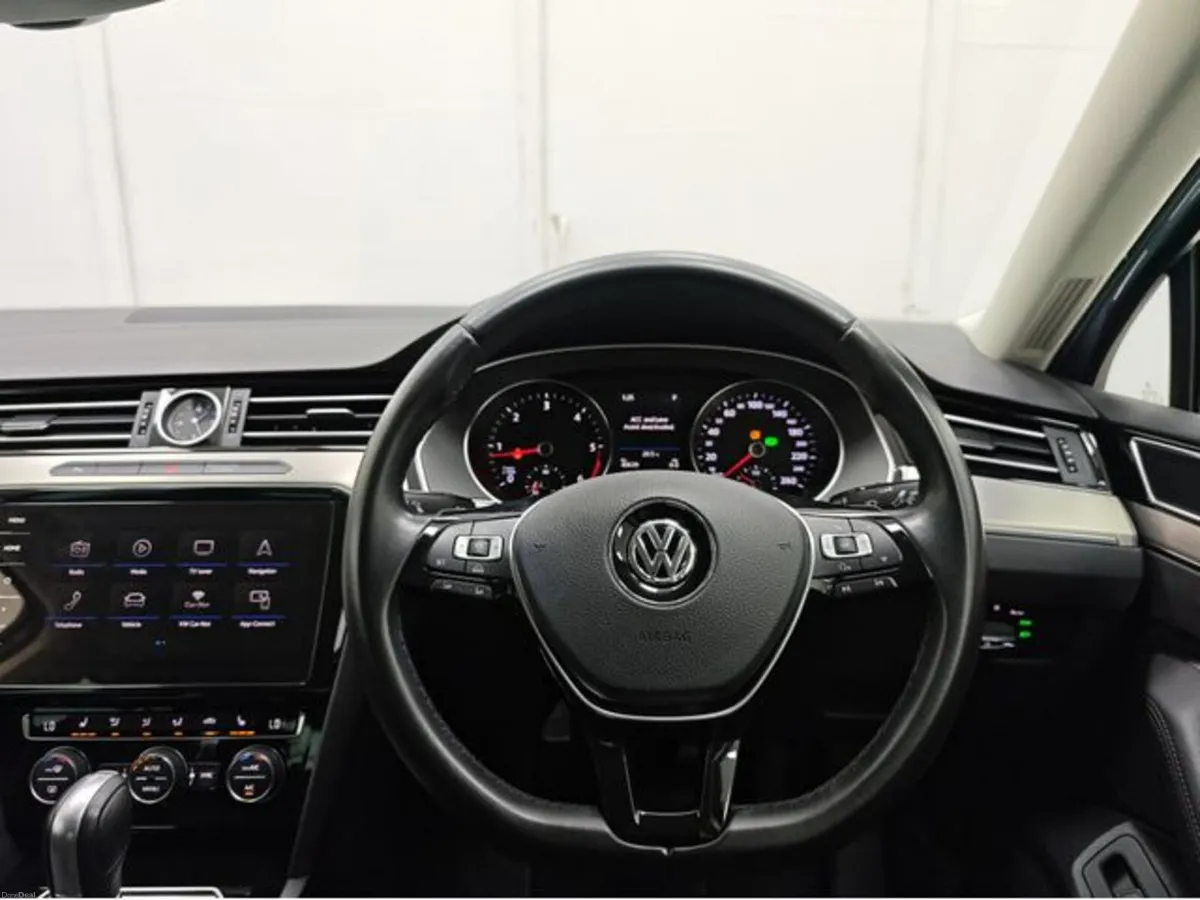 Volkswagen Passat 2.0 TDI ELEGANCE LINE Automatic, - Image 4