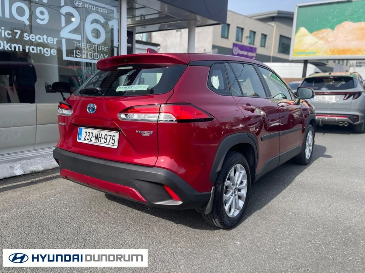 Toyota Corolla Cross Luna 1.8 4DR AUT - Image 4