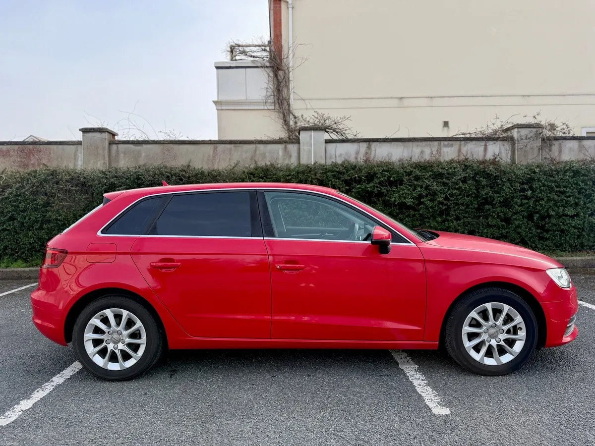 2015 AUDI A3 • AUTO • LOW KM - Image 2