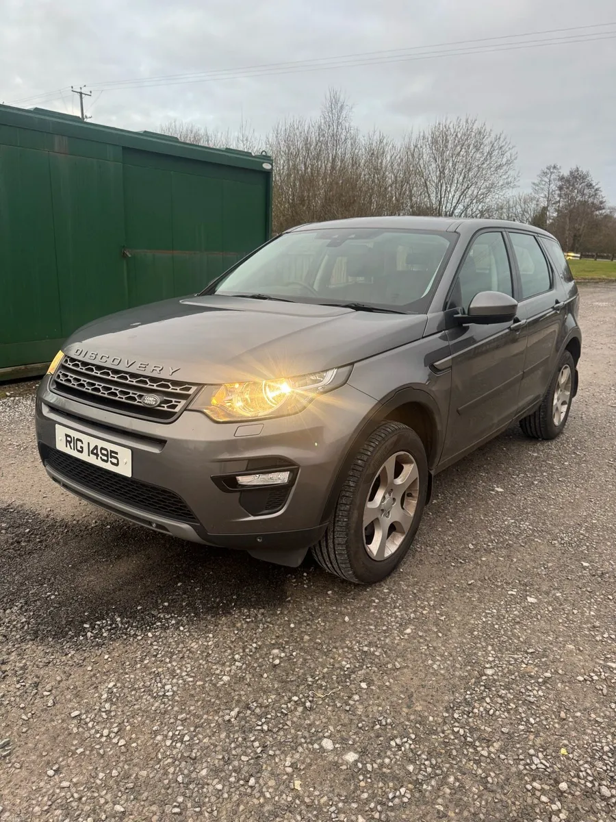 Land Rover Discovery Sport - Image 2