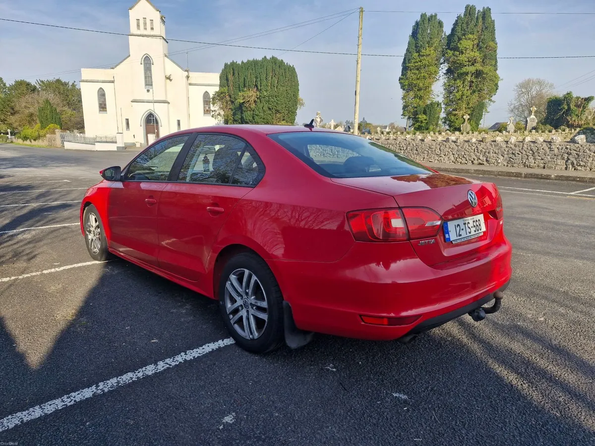 Volkswagen Jetta 2012 1.6tdi - Image 4