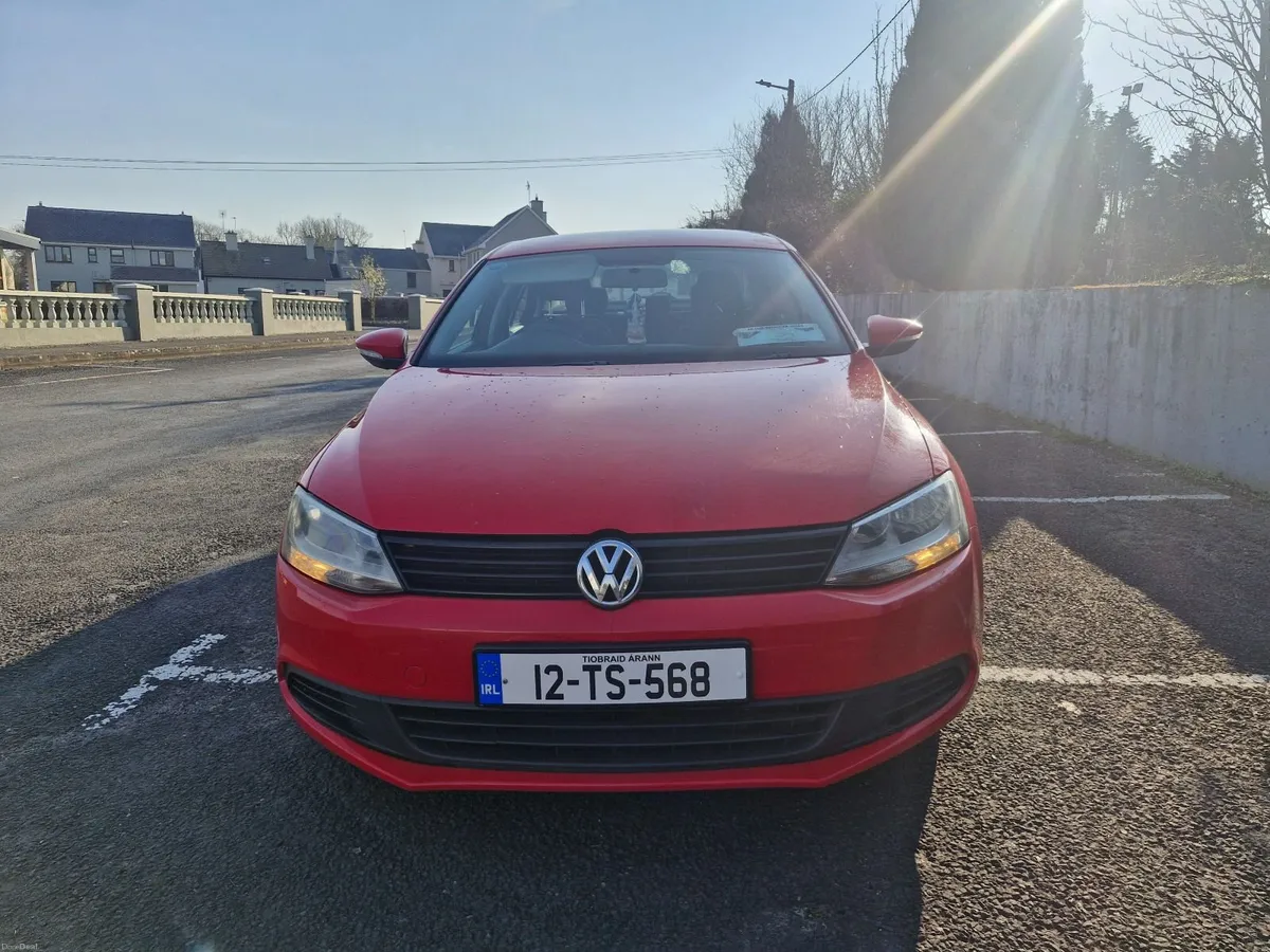 Volkswagen Jetta 2012 1.6tdi - Image 2