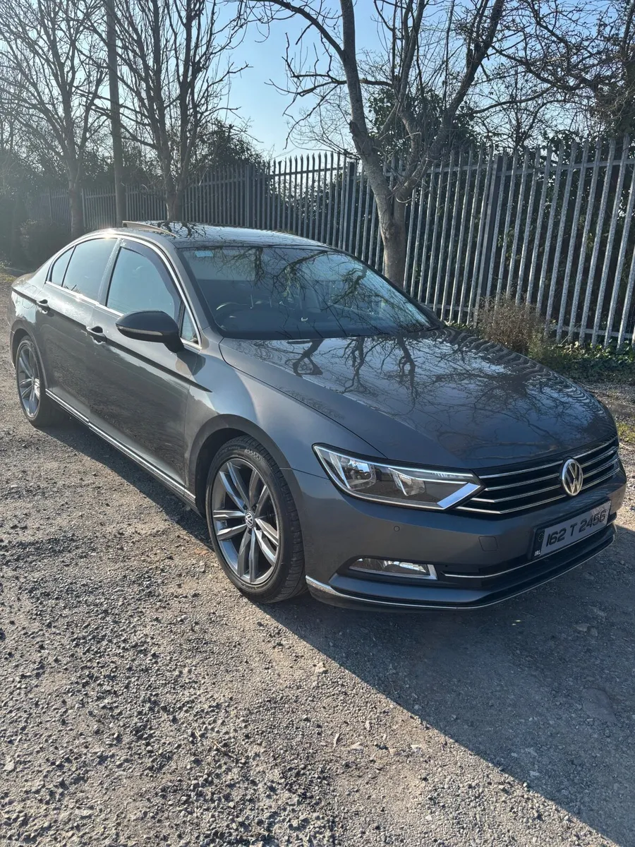 Volkswagen Passat 2016 - Image 1