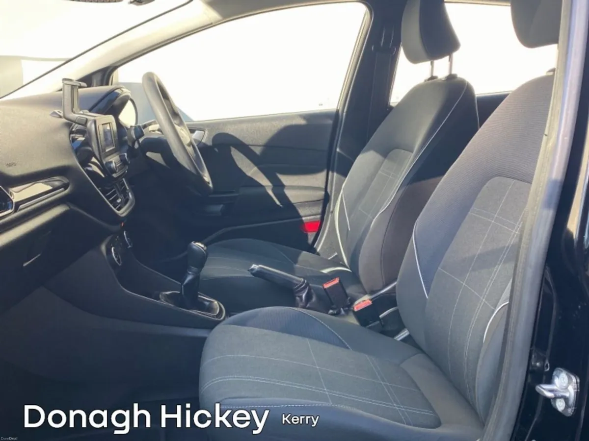 Ford Fiesta 1.1L 70 PS Zetec - Image 4