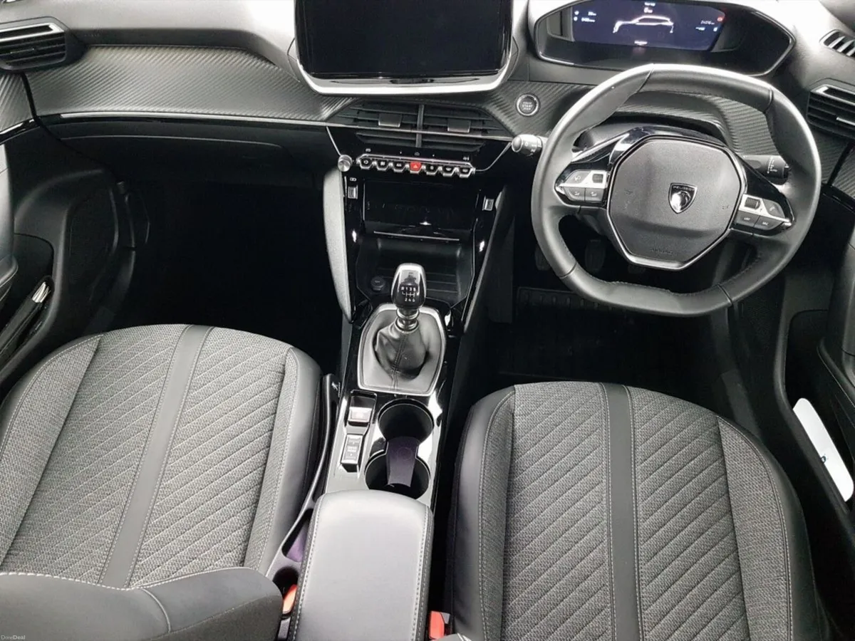 Peugeot 2008 1.2 Puretech 100bhp Allure - Image 4