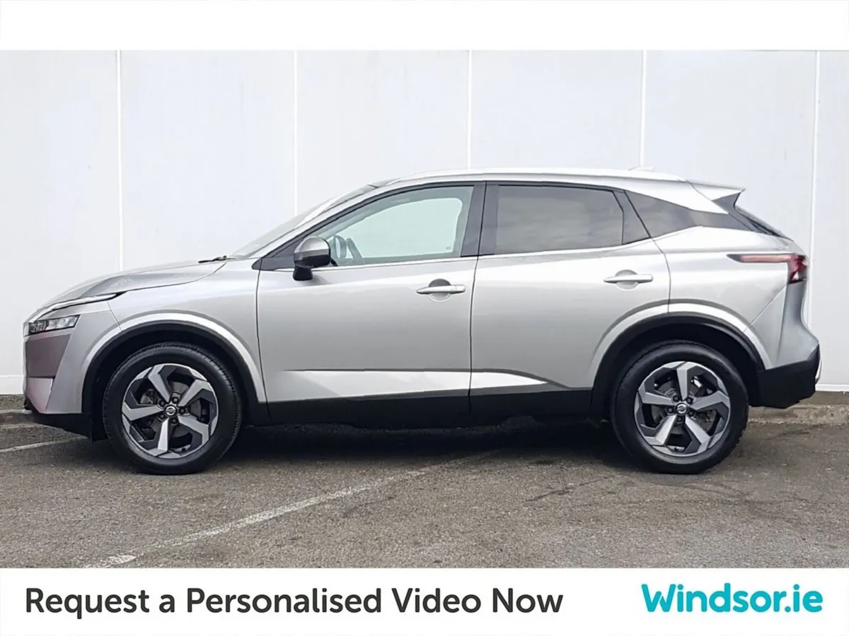 Nissan Qashqai 1.3 PET MILD HYBRID SV PREMIUM **€3 - Image 5